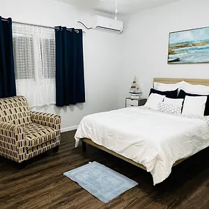  Bed & Breakfast Menpour Complex